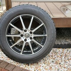 スタッドレス＆ホイール ４本セット 17インチ アルファード30系の画像