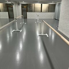 品川レンタルスタジオ「ブルッカー」70㎡超えスタジオ - 地元のお店