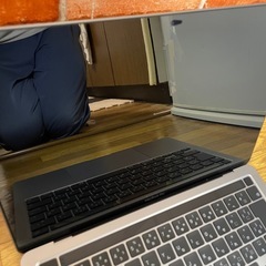 MacBook Pro 13inch 2020の画像