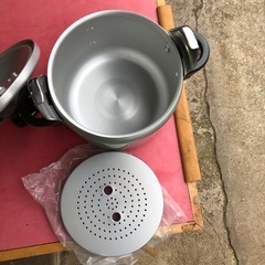 NO：4029  家庭用圧力鍋‼6Ｌ‼️未使用品❣️の画像