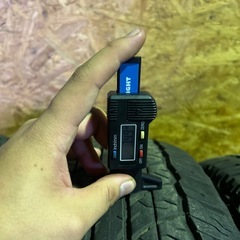 ファルケン 225/60R18 21年の画像