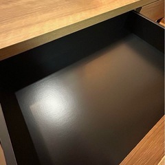 テレビボードの画像