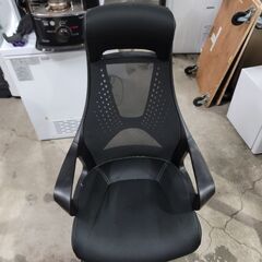 10/20終 ニトリ オフィスチェア W650×D680×1160-1260mm ブラック/ホワイト系 25j菊DOの画像