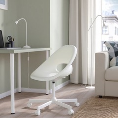 IKEA LOBERGET ローベルゲット / MALSKÄR マルシェール 回転チェア, ホワイト の画像