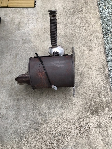 スバルサンバーマフラー・触媒