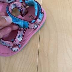 teva 14
センチの画像