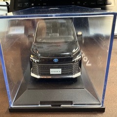 非売品トヨタ ヴォクシー1/30 カラーサンプルミニカー 新品226の画像