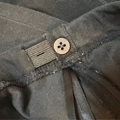 ユニクロ マタニティパンツ 調整可能 ストレート ストレッチ ４点セットの画像