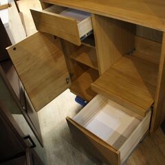 【川崎市宮前区リサイクルオフ】unico　ウニコ　signe　キッチンボード　オーク材の画像