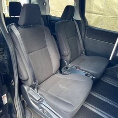 トヨタ ヴォクシー 1.8 ハイブリッド V 社外ナビ 両側電動スライドドア 車検付きの画像