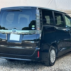 トヨタ ヴォクシー 1.8 ハイブリッド V 社外ナビ 両側電動スライドドア 車検付きの画像