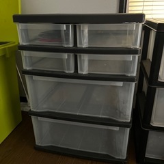 プラスチック収納2点の画像