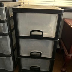 プラスチック収納2点の画像
