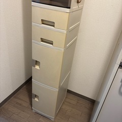 空きスペースにちょうどいい棚の画像