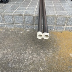 伸縮性物干し竿2本の画像