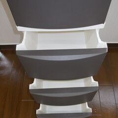 【直接引き取りのみ】 5段プラスチック収納ケース ブラウン/ホワイト R7-0001の画像