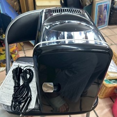 ポータブル　　温冷庫　車　部屋の画像