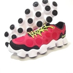 Reebok 靴 定価13200円  26.5せんちの画像