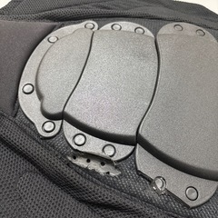 SPARKバイクプロテクター　脊椎　胸部の画像