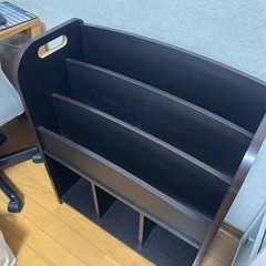 【受渡先確定】絵本棚｜本棚 | マガジンラック の画像