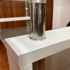 美品ガラスローテーブルの画像