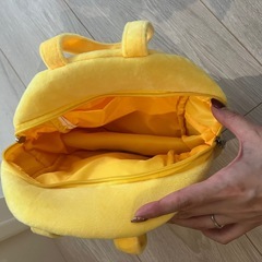子供用バッグ ピカチュウの画像