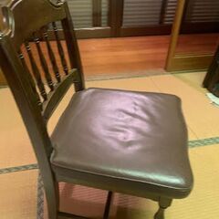 ダイニング用いす4脚譲りますの画像