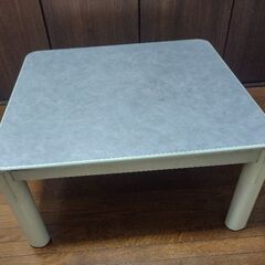 【中古】☆折りたたみ机☆グレーホワイト☆コタツ(コードなし)の画像