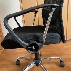デスクチェア
の画像