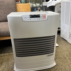 万代店　極美品 TOYOTOMI トヨトミ FF式石油ストーブ FF-V45N 2023年製 木造12畳/コンクリート16畳 温風ストーブの画像