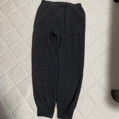 UNIQLO起毛長ズボン140の画像
