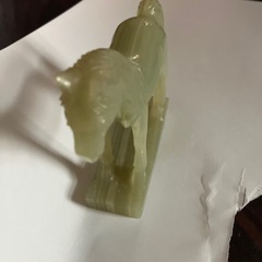 馬の置物 翡翠風 飾り物 インテリア 縁起物の画像