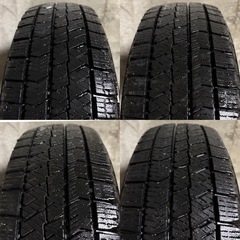 B-48 タイヤ 中古 BRIDGESTONE STUDLESS BLIZZAK VRX2 155/65R14 の画像