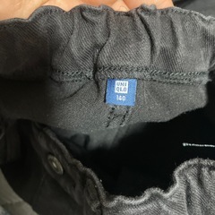 UNIQLOヒートテック長ズボン140の画像