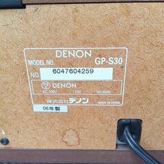 DENONのレコードプレーヤーの画像