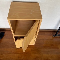 【予約中】折りたたみテーブル、椅子の画像