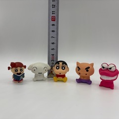 クレヨンしんちゃん　ミニフィギア　置き物の画像
