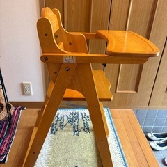 中古　木製ハイチェア　おまけ付きの画像
