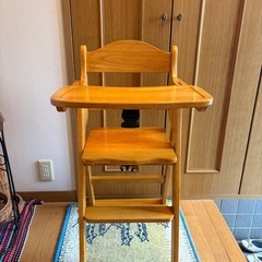 中古　木製ハイチェア　おまけ付きの画像