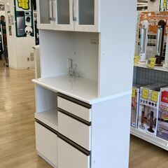 A-364【リユースのサカイ野々市店】ジモティ来店特価‼ 食器棚　3枚扉　白　木目調　※クリーニング済みの画像