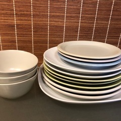 美品 IKEA イケア 食器11点まとめて +おまけプレート3枚の画像