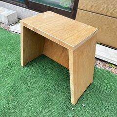 木製 ベンチの画像