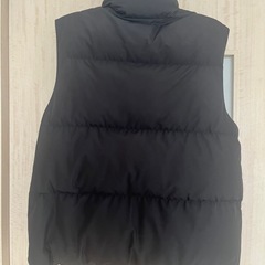 GU 人気ダウンベスト ブラック 美品の画像