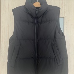 GU 人気ダウンベスト ブラック 美品の画像