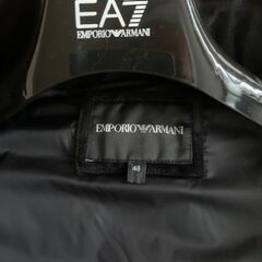 Armani　メンズダウンベストの画像