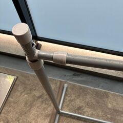 ハンガーラックの画像