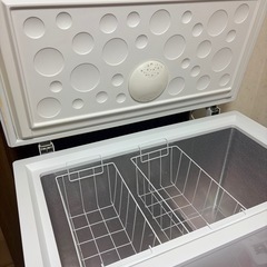 (お取引中))ハイアール 冷凍庫の画像