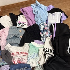女の子服の画像