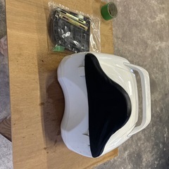 バイク、バギー等用の荷台用小物入れの画像