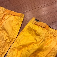 SOUCHFIELDのレインスパッツの画像